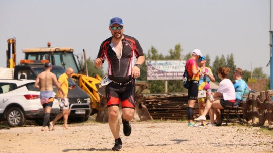 Mateusz Tkaczyk zwycięzcą Triathlonu Garwolińskiego 2024