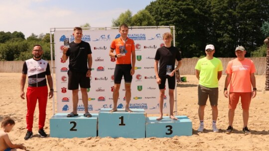 Mateusz Tkaczyk zwycięzcą Triathlonu Garwolińskiego 2024