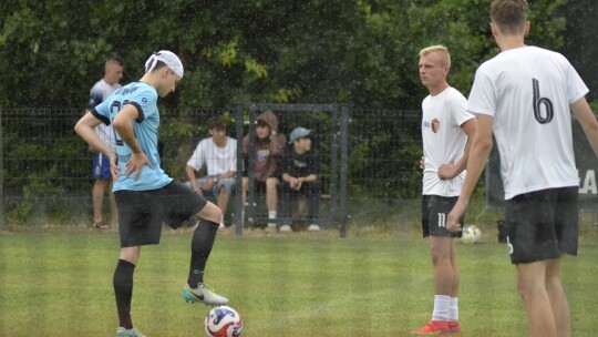 Puchar Wójta Gminy Łaskarzew w rękach Snajpera Sośninka