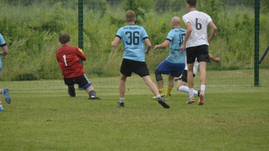 Puchar Wójta Gminy Łaskarzew w rękach Snajpera Sośninka