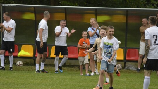 Puchar Wójta Gminy Łaskarzew w rękach Snajpera Sośninka