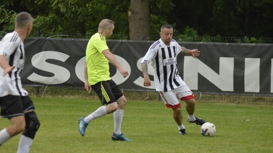 Puchar Wójta Gminy Łaskarzew w rękach Snajpera Sośninka