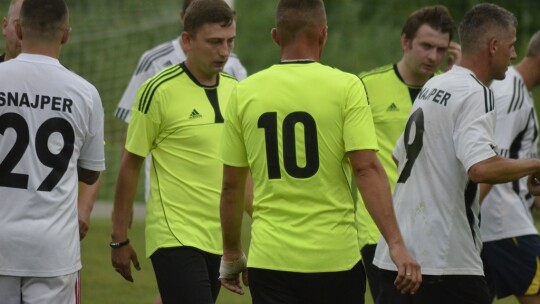 Puchar Wójta Gminy Łaskarzew w rękach Snajpera Sośninka