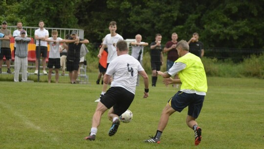 Puchar Wójta Gminy Łaskarzew w rękach Snajpera Sośninka