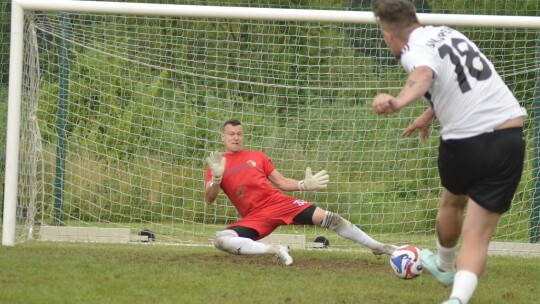 Puchar Wójta Gminy Łaskarzew w rękach Snajpera Sośninka