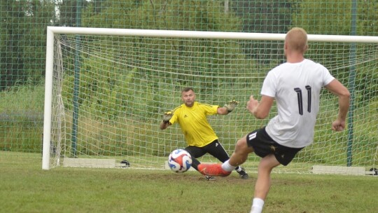 Puchar Wójta Gminy Łaskarzew w rękach Snajpera Sośninka