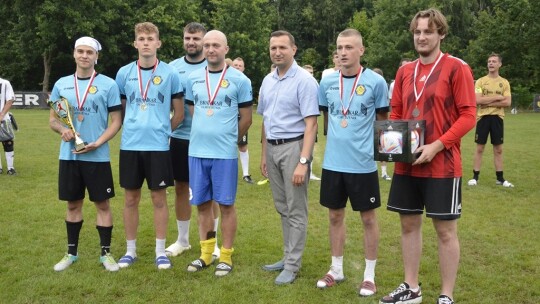 Puchar Wójta Gminy Łaskarzew w rękach Snajpera Sośninka