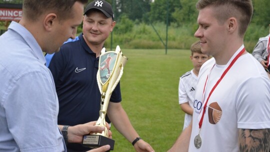 Puchar Wójta Gminy Łaskarzew w rękach Snajpera Sośninka
