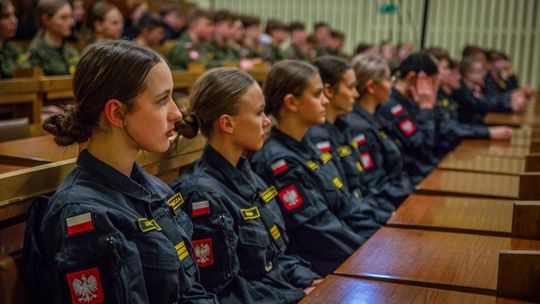 Licealiści z Żelechowa odwiedzili CSP w Legionowie