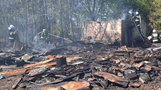 Gm. Garwolin: Pożar budynków gospodarczych Gm. Garwolin: Pożar budynków gospodarczych