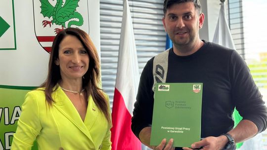 Wsparcie dla biznesu i szkoleń w Garwolinie – podpisano 38 umów