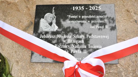 90 lat historii i 20 lat z Patronem – wyjątkowy jubileusz w Brzegach 90 lat historii i 20 lat z Patronem – wyjątkowy jubileusz w Brzegach