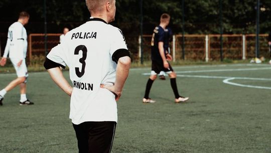 Policjanci połączyli pasję do sportu z pomocą potrzebującym