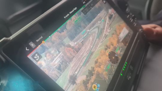 Dron w akcji na S17. Kierowcy ciężarówek zapłacą za „wyścig słoni”