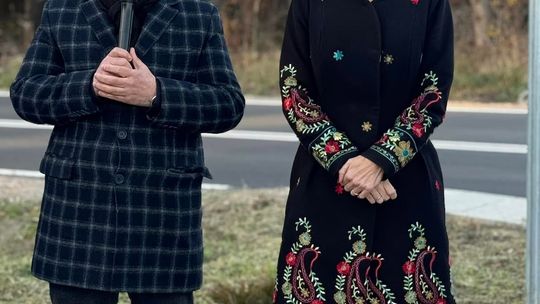 Przecięli wstęgi na wyremontowanych drogach powiatowych