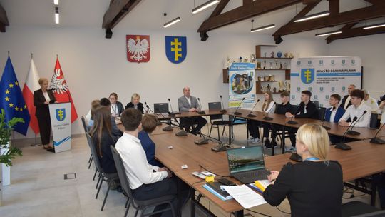 Inauguracyjna Sesja Młodzieżowej Rady Gminy Pilawa
