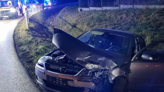 2,5 promila za kółkiem. Kierowca volkswagena spowodował wypadek