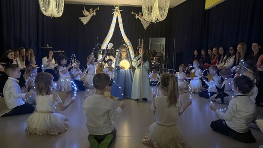 Wielopokoleniowe Kolędowanie w Sobolewie Wielopokoleniowe Kolędowanie w Sobolewie