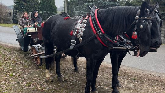Muzyczna kartka świąteczna od Koła Gospodyń Wiejskich „Urzekające” w Jaźwinach Muzyczna kartka świąteczna od Koła Gospodyń Wiejskich „Urzekające” w Jaźwinach