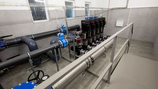 Zmodernizowana stacja uzdatniania wody w Wildze. Inwestycja za ponad 3,1 mln zł zakończona