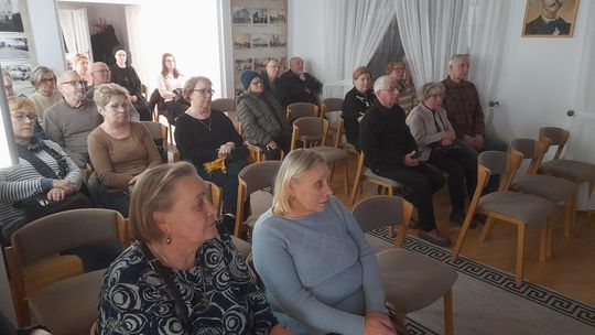 O Żołnierzach Wyklętych w Izbie Pamięci Ziemi Żelechowskiej O Żołnierzach Wyklętych w Izbie Pamięci Ziemi Żelechowskiej