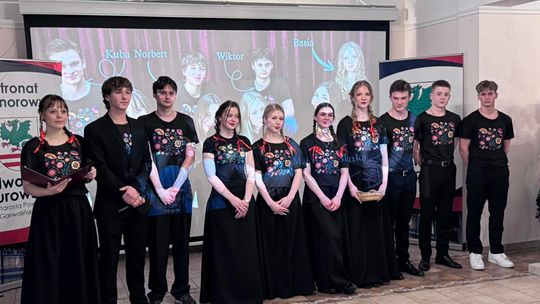 Taniec jako most pokoleń – działania projektu „O krok od słów”