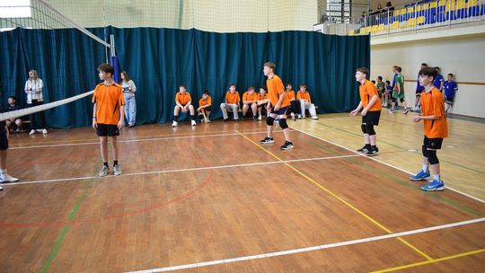 Siatkarze ze szkoły podstawowej w Górznie mistrzami powiatu