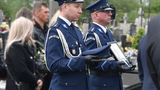 W asyście honorowej pożegnano post. Pawła Madejskiego W asyście honorowej pożegnano post. Pawła Madejskiego
