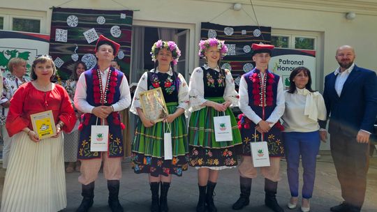 Z Przytupem w Dworku Miętne. Poznaliśmy laureatów festiwalu muzyki ludowej