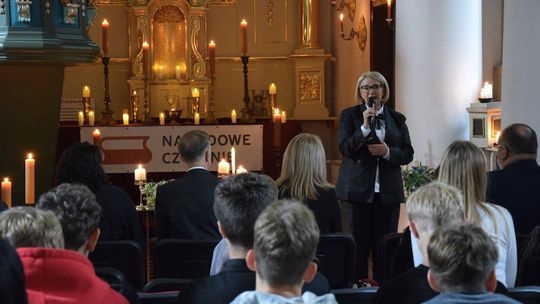 „Dziady” wybrzmiały w zabytkowym kościele. Wyjątkowa sceneria Narodowego Czytania