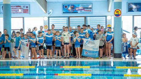 Trzy regiony, 27 klubów, blisko 300 zawodników i 11 medali Delfinów