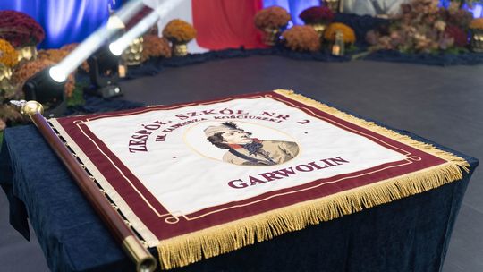 Nowy sztandar dla Zespołu Szkół nr 2 w Garwolinie